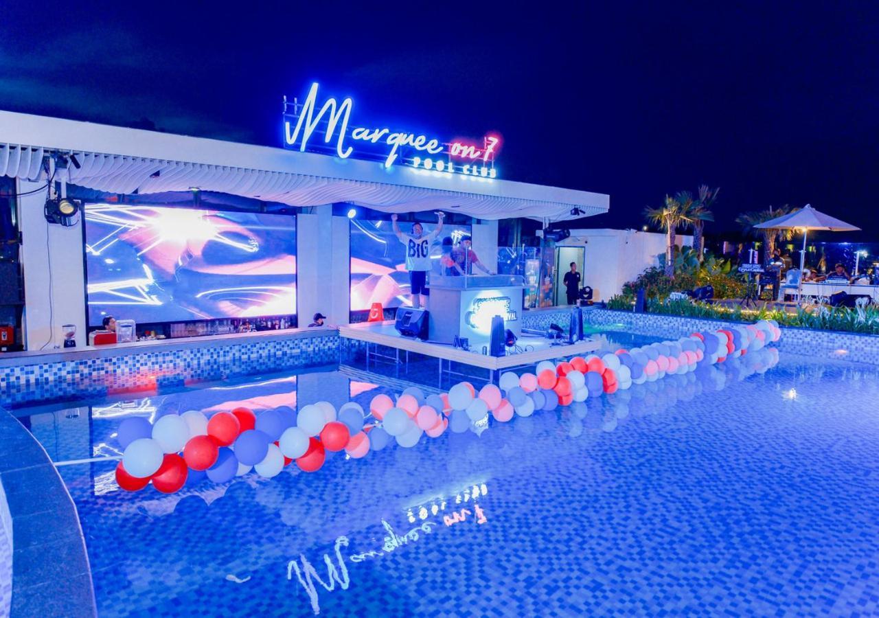 Pentacity Hotel Balikpapan Ngoại thất bức ảnh