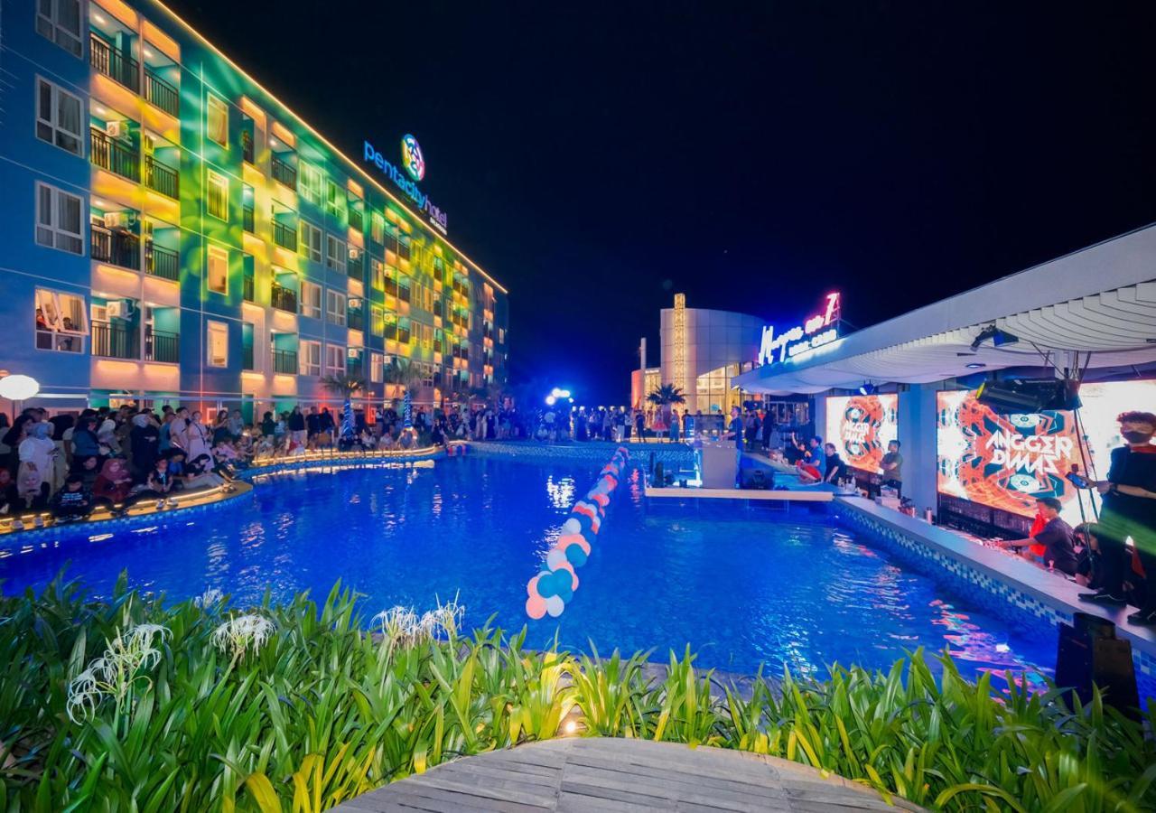 Pentacity Hotel Balikpapan Ngoại thất bức ảnh