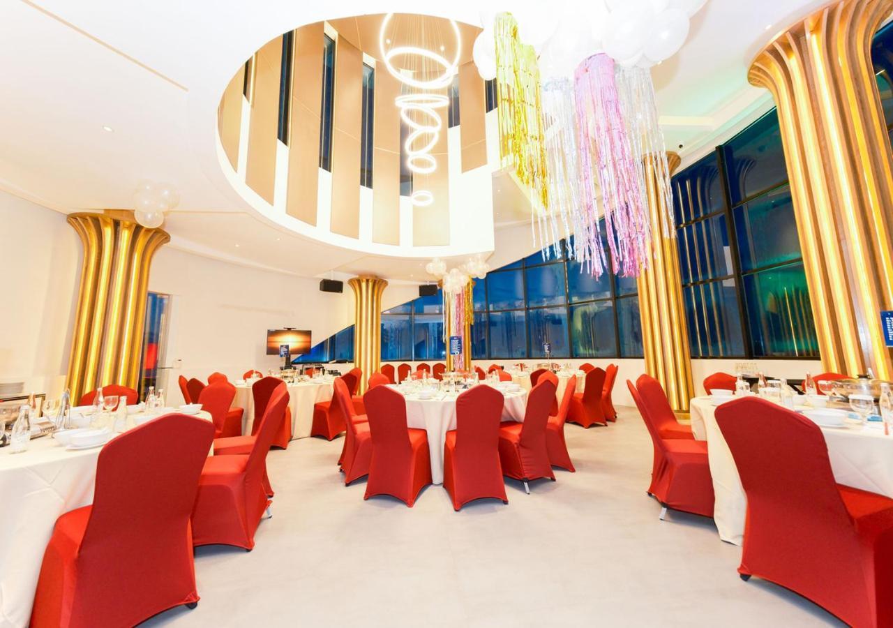 Pentacity Hotel Balikpapan Ngoại thất bức ảnh