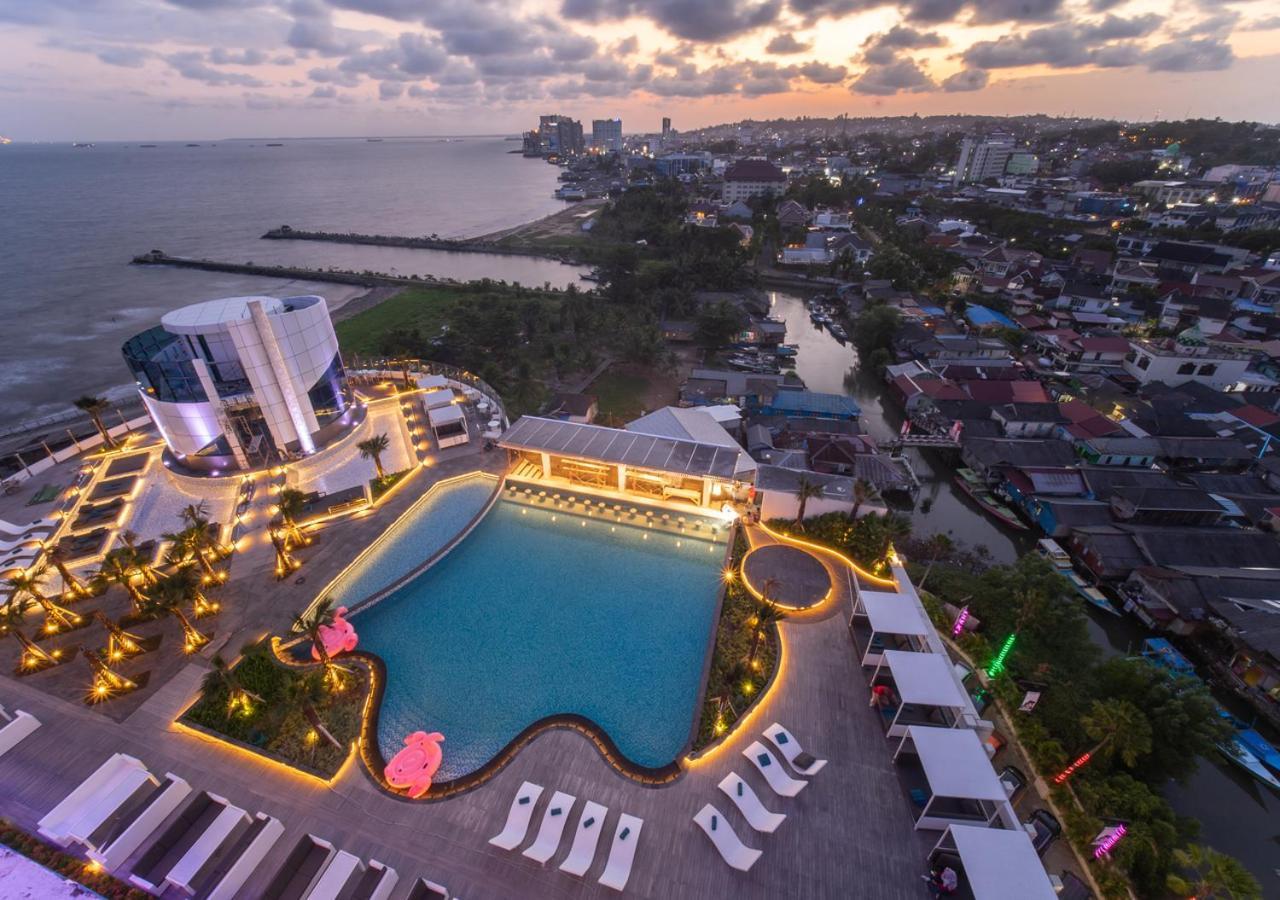 Pentacity Hotel Balikpapan Ngoại thất bức ảnh