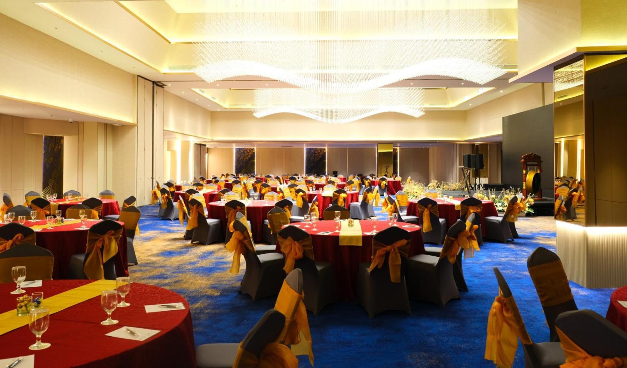 Pentacity Hotel Balikpapan Ngoại thất bức ảnh