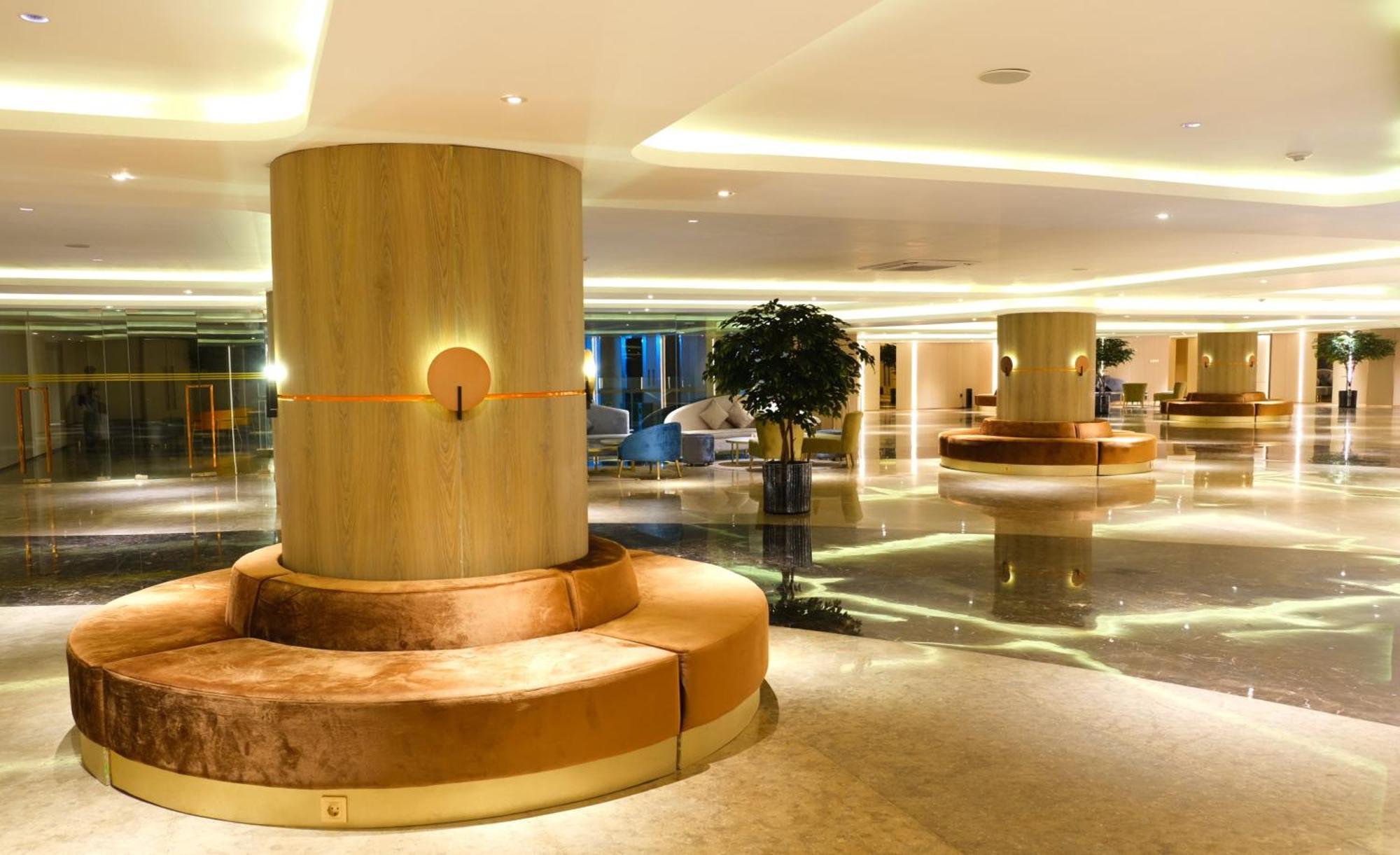 Pentacity Hotel Balikpapan Ngoại thất bức ảnh