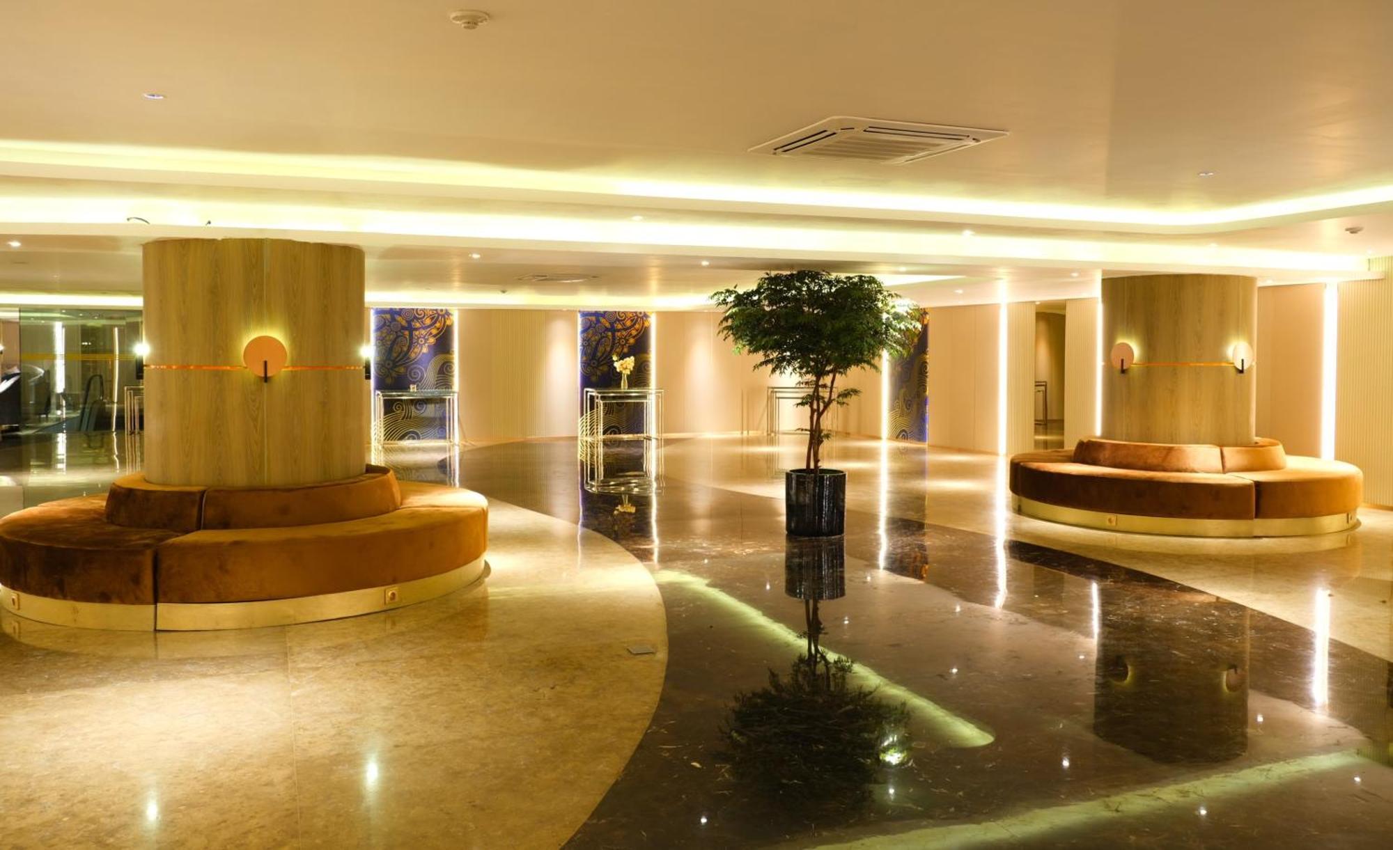 Pentacity Hotel Balikpapan Ngoại thất bức ảnh